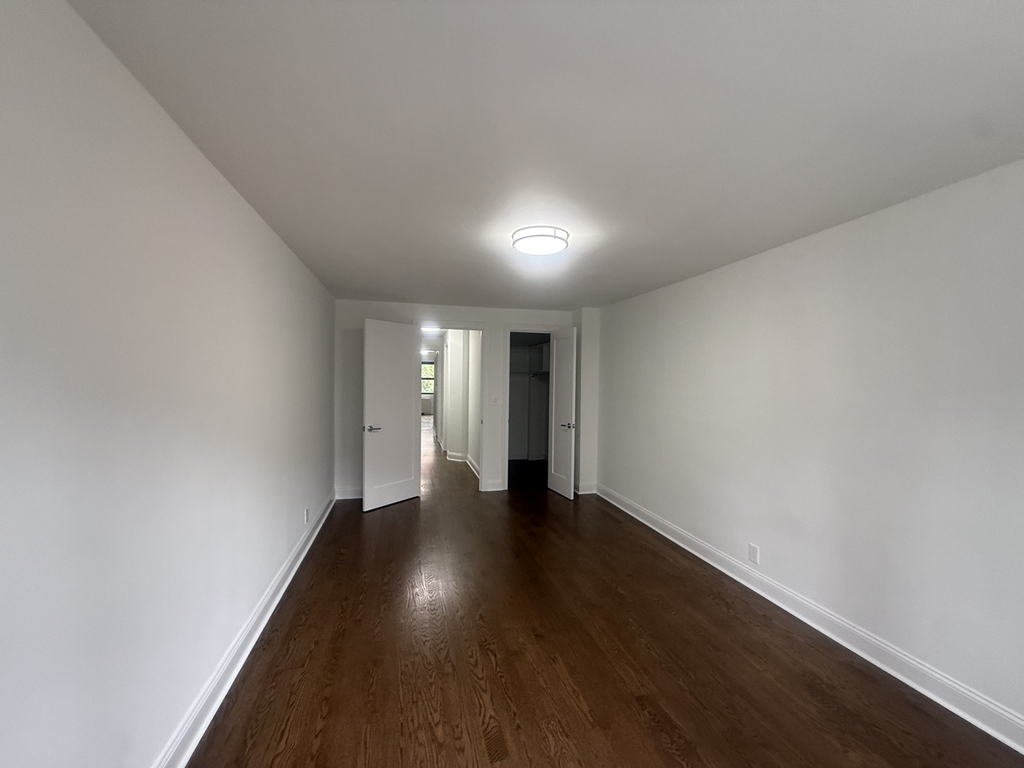 400 East 89th Street - Photo 10