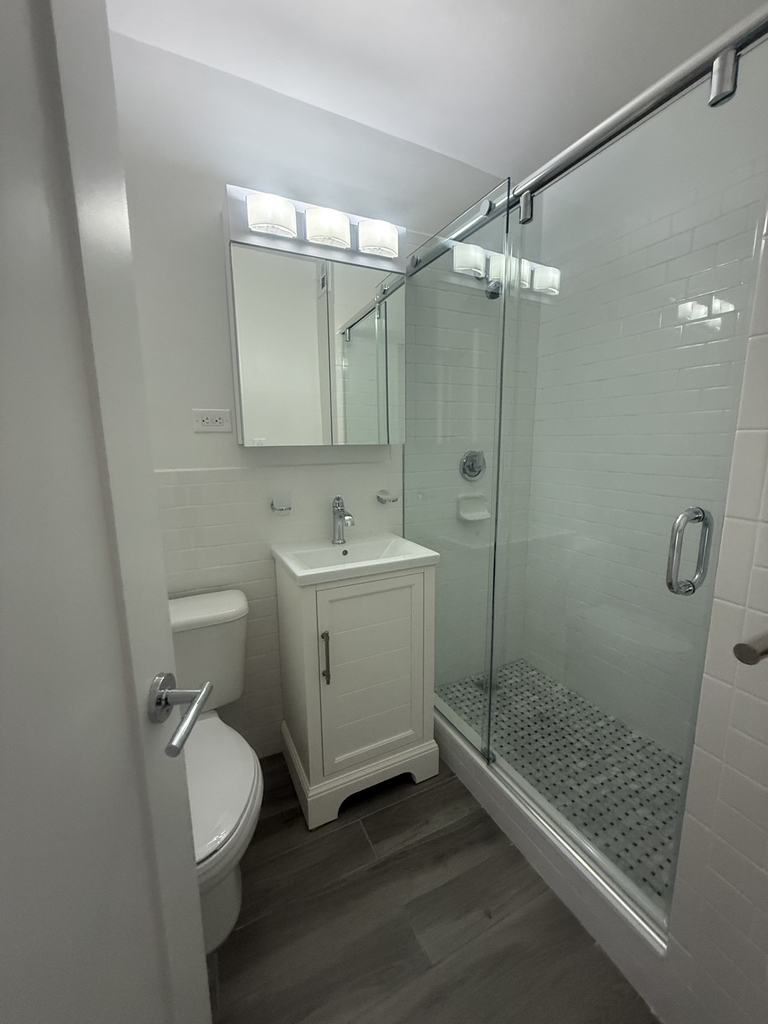 400 East 89th Street - Photo 10