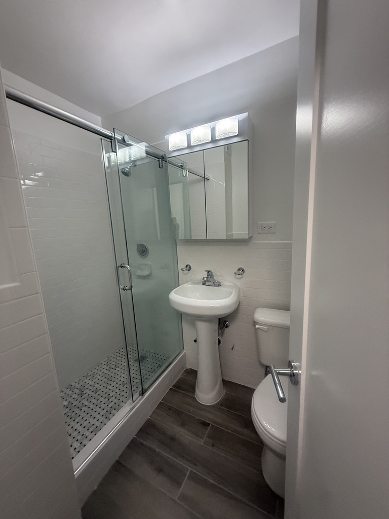 400 East 89th Street - Photo 13