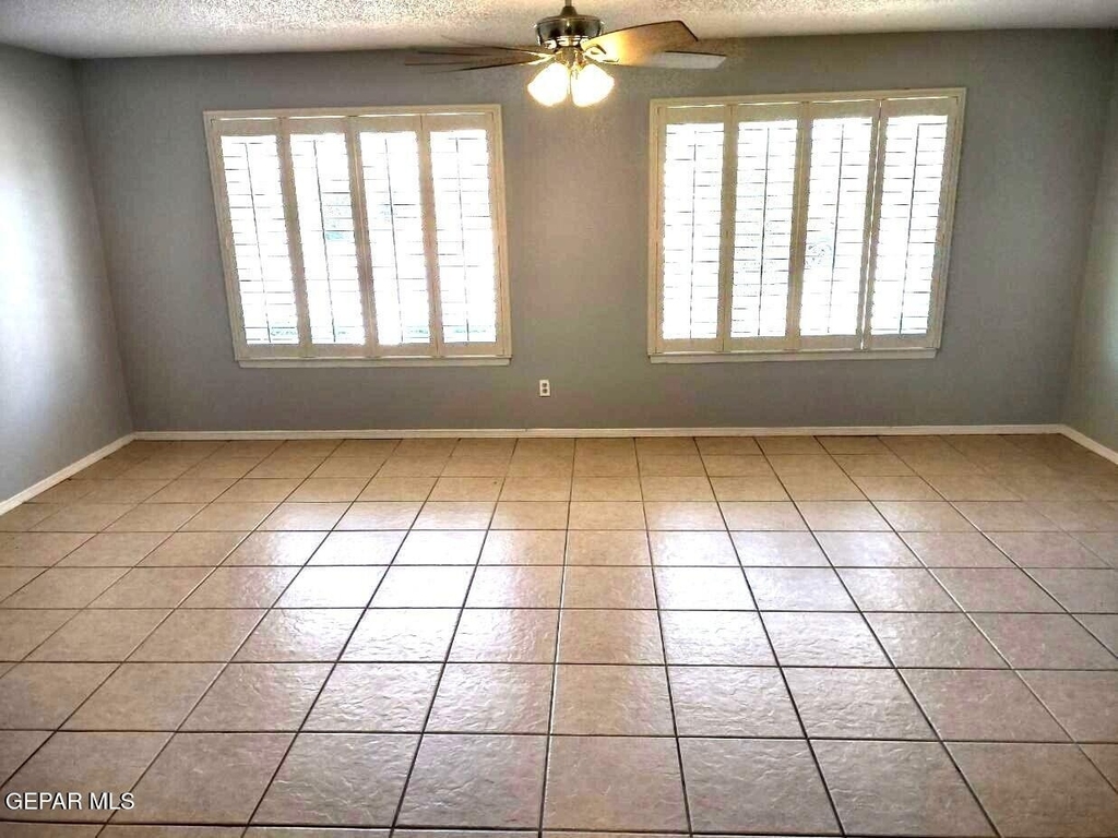 3610 Buxton Drive - Photo 8
