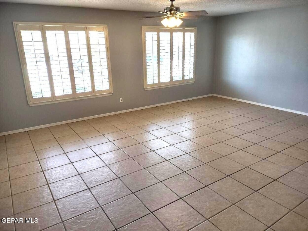 3610 Buxton Drive - Photo 9