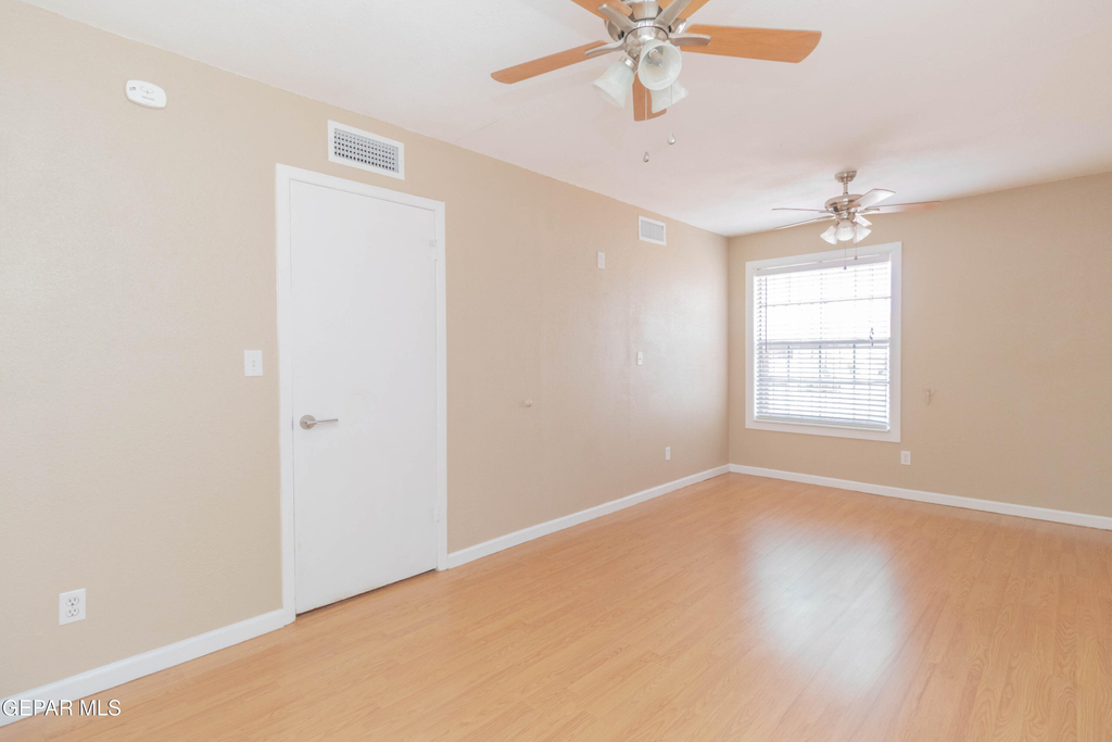 1736 Bing Crosby Drive - Photo 31