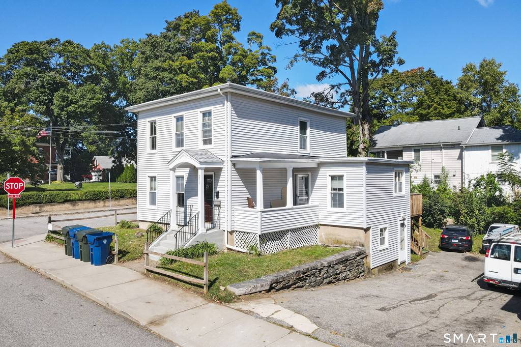 251 Summit Street - Photo 1