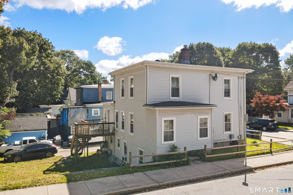251 Summit Street - Photo 2