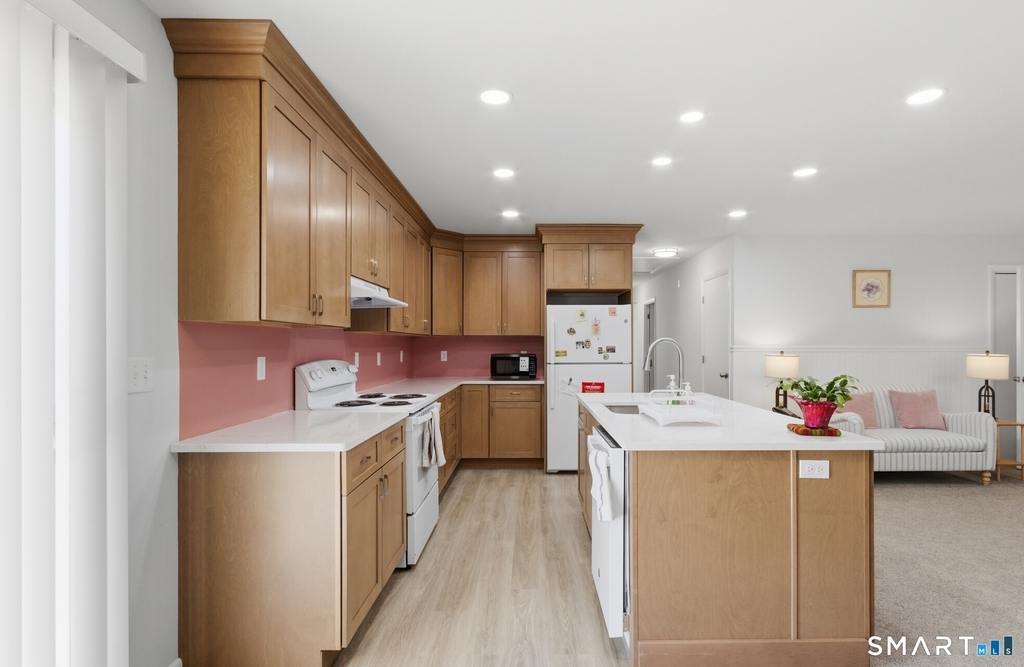 9 Evas Drive - Photo 3