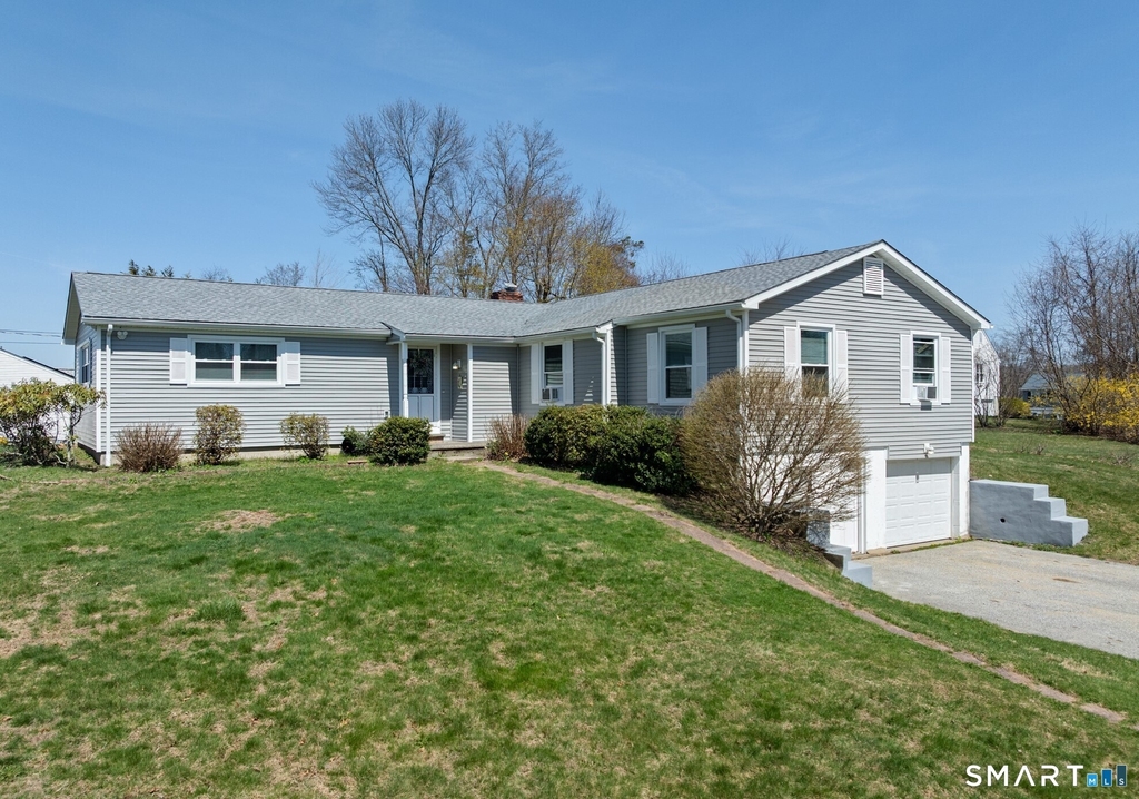 9 Evas Drive - Photo 0