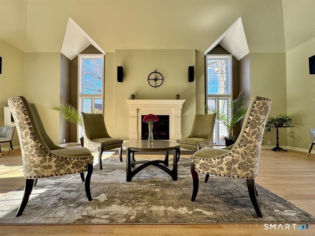 823 Old Pond Lane - Photo 20