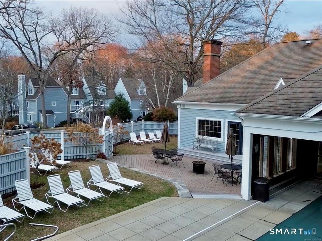 823 Old Pond Lane - Photo 23