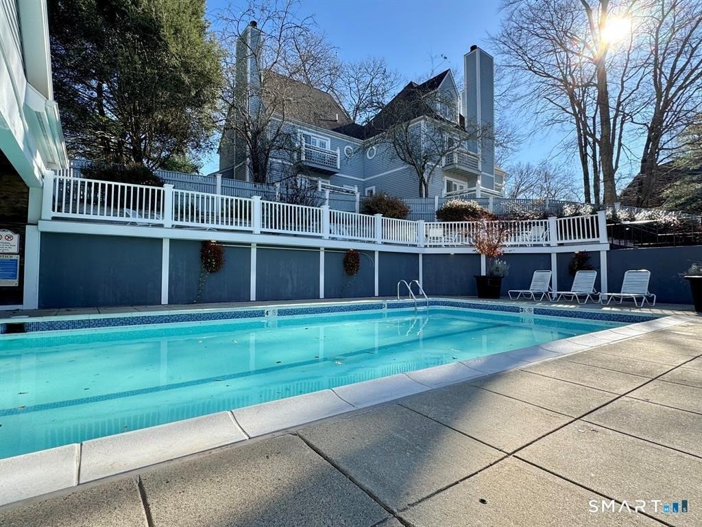 823 Old Pond Lane - Photo 17