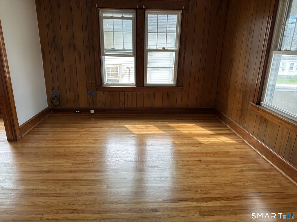82 Lorenzo Street - Photo 2