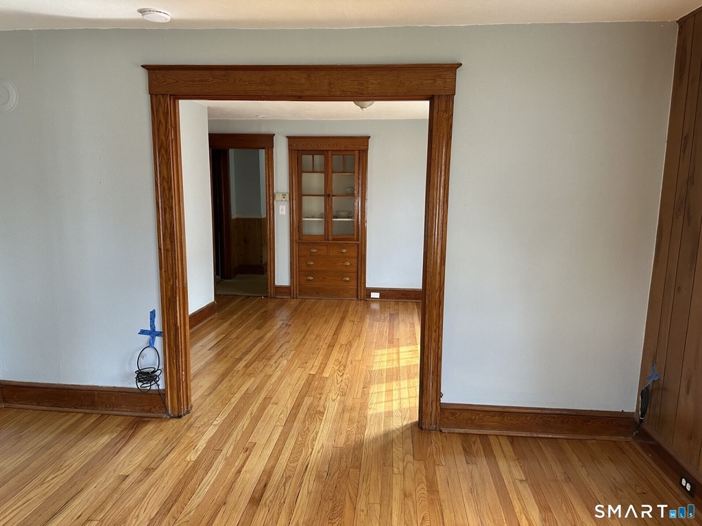 82 Lorenzo Street - Photo 3