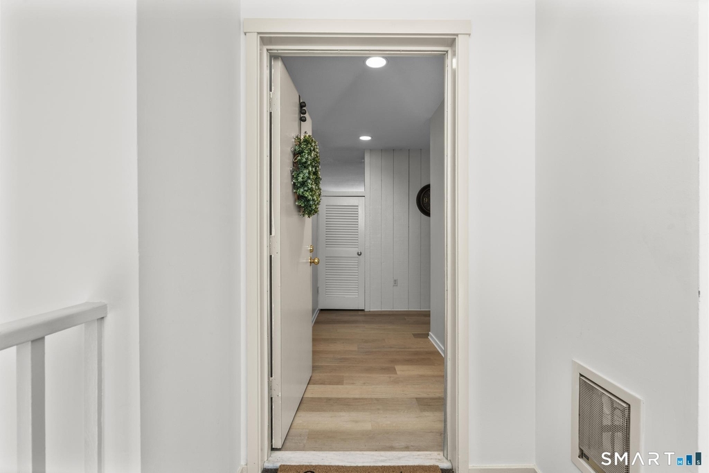 43 Great Meadow Lane - Photo 7