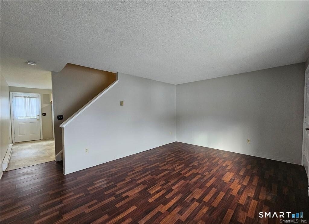 1448 Meriden Road - Photo 4
