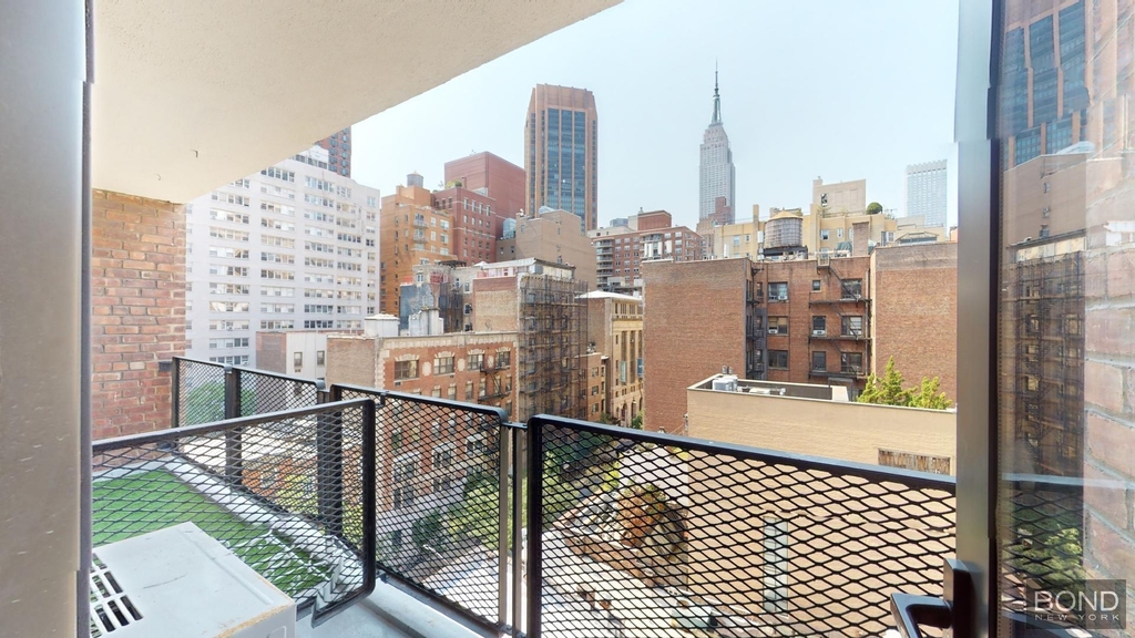 165 East 35th Street - Photo 2