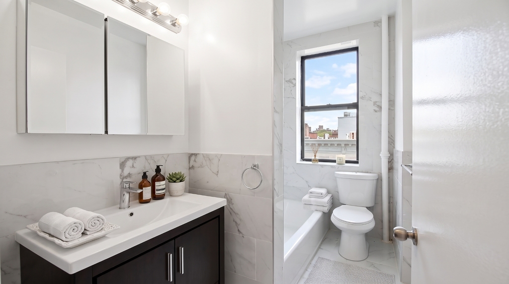 940 St Nicholas Avenue - Photo 9