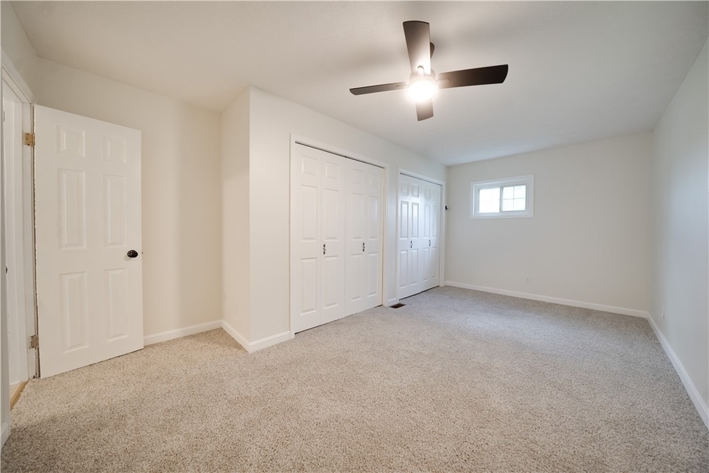 490 Glenn St - Photo 8