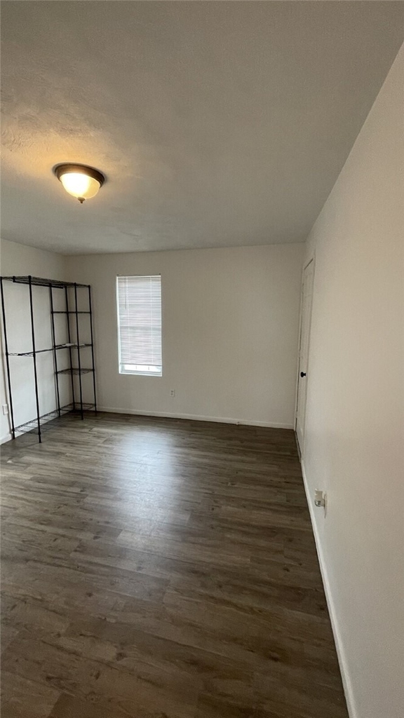 62 Whiteman Ave - Photo 10