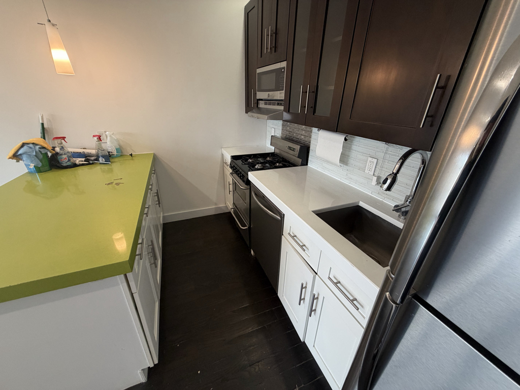 147 Rogers Avenue - Photo 3