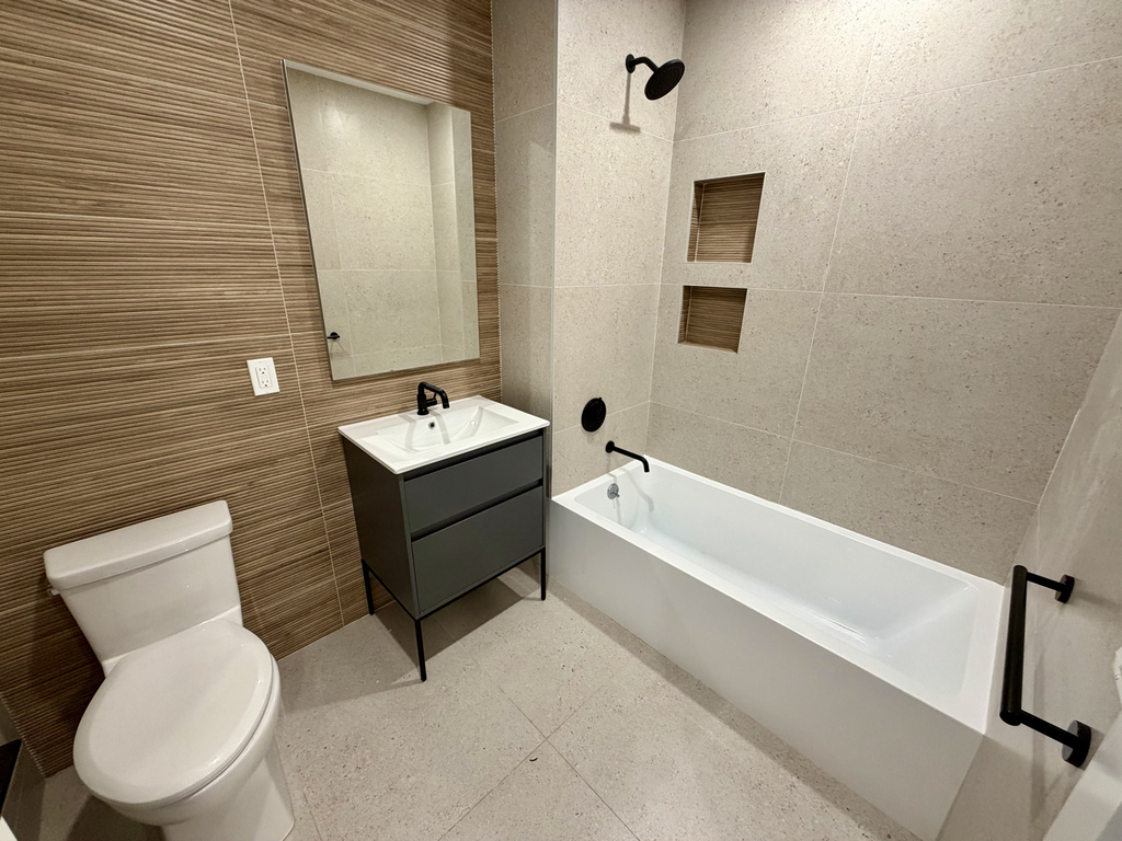 1615 Cedar Street - Photo 4