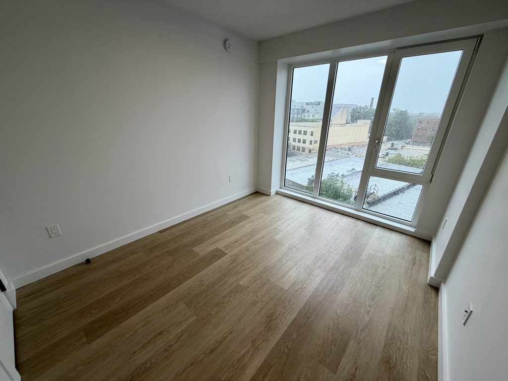 1615 Cedar Street - Photo 7