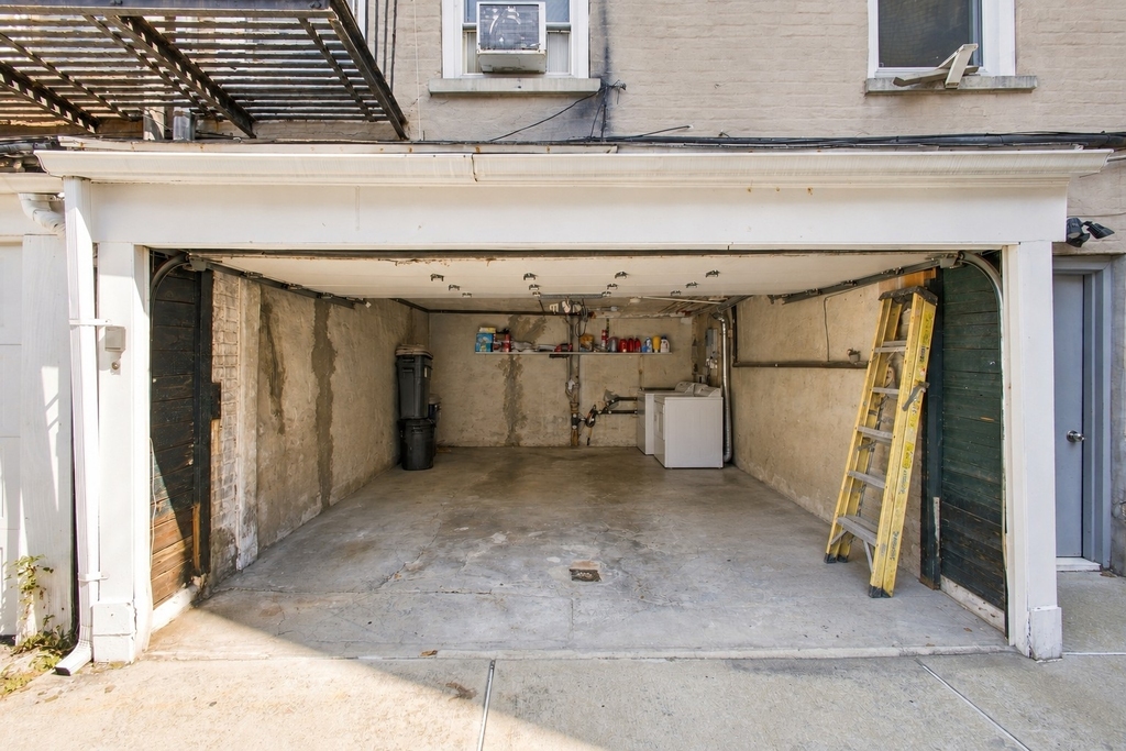 23-46 33rd Avenue - Photo 16