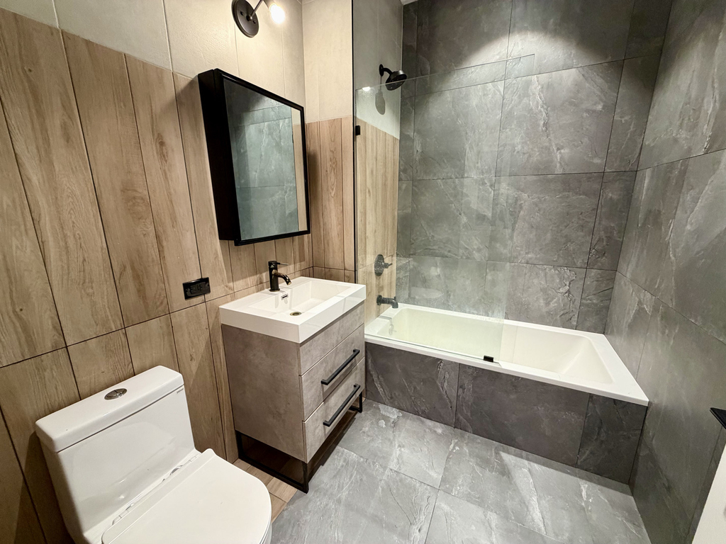 1613 Brooklyn Avenue - Photo 12