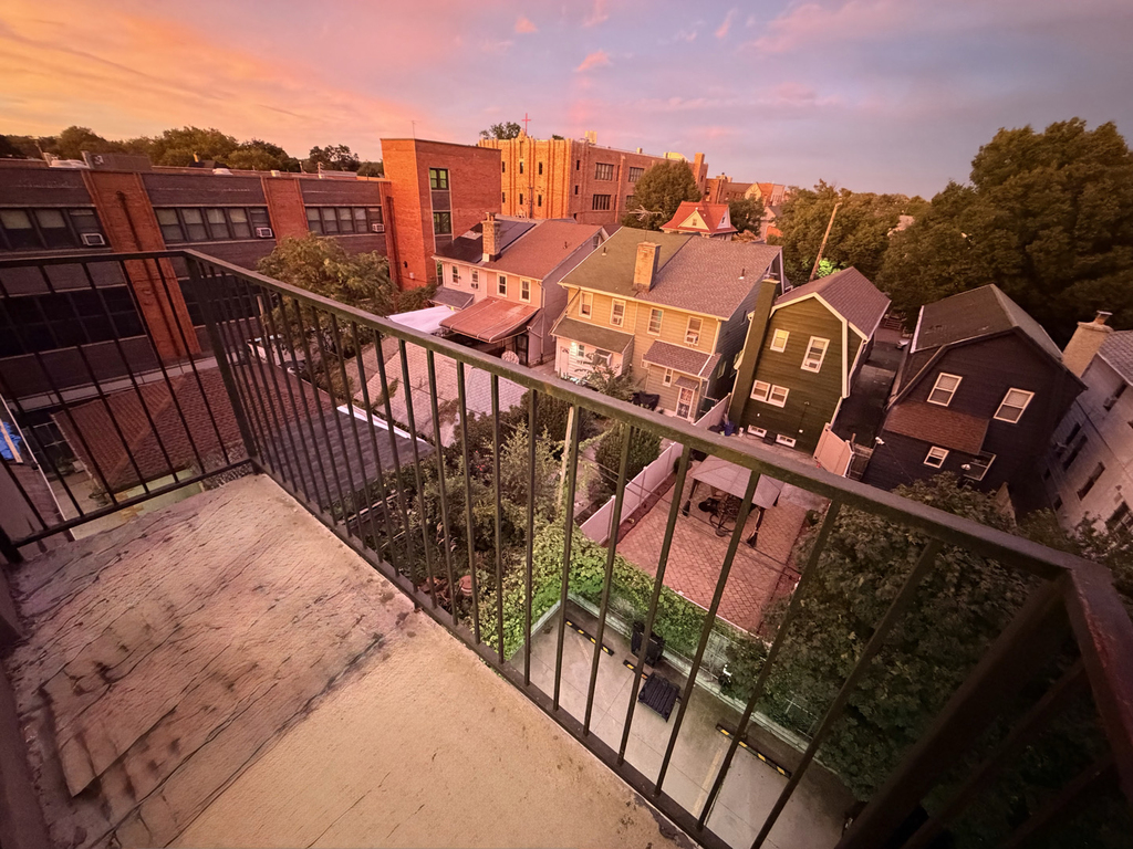 1613 Brooklyn Avenue - Photo 6