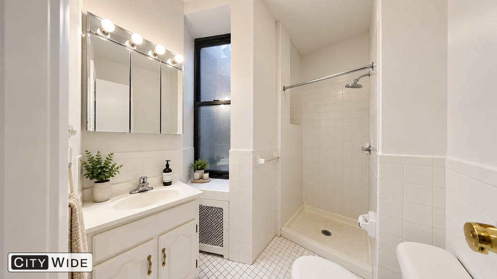218 East 85th Street - Photo 3