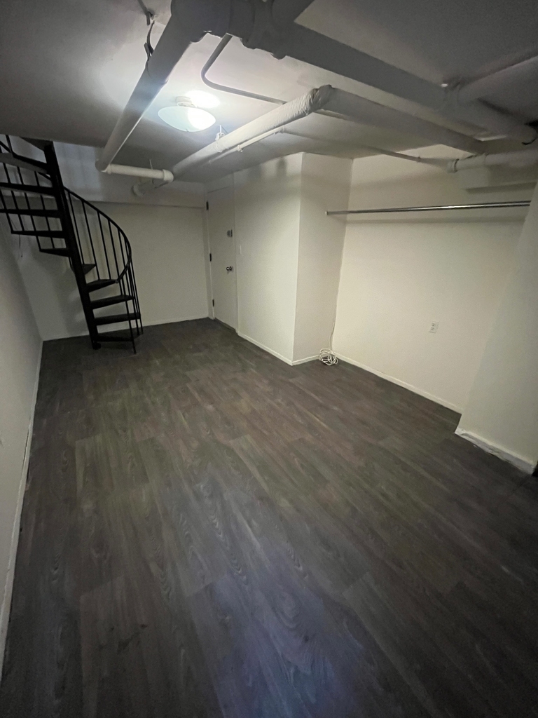 300 East 89th Street - Photo 11