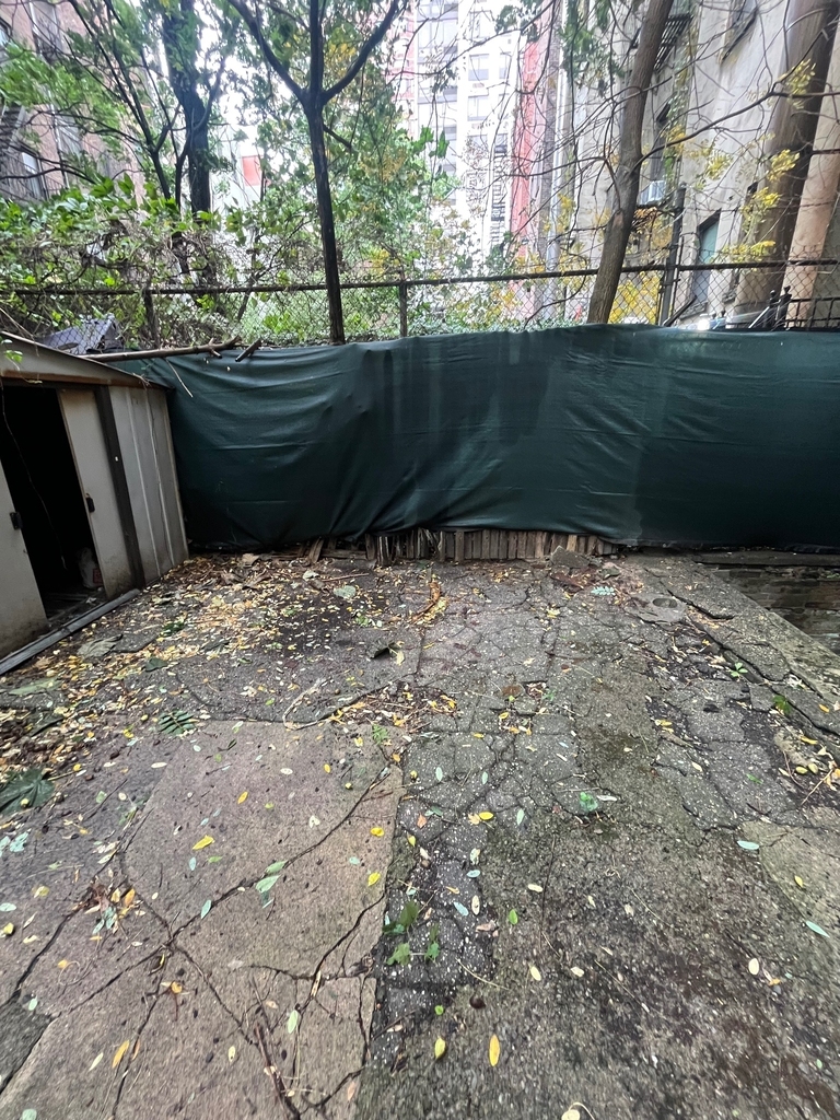 300 East 89th Street - Photo 19