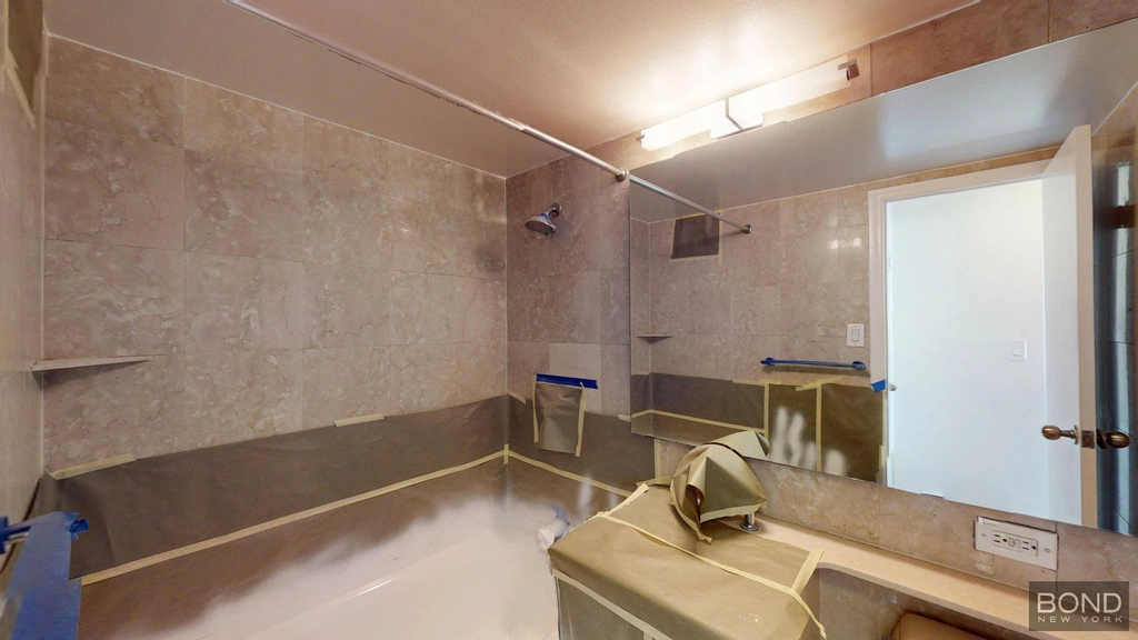 220 East 63rd Street - Photo 2