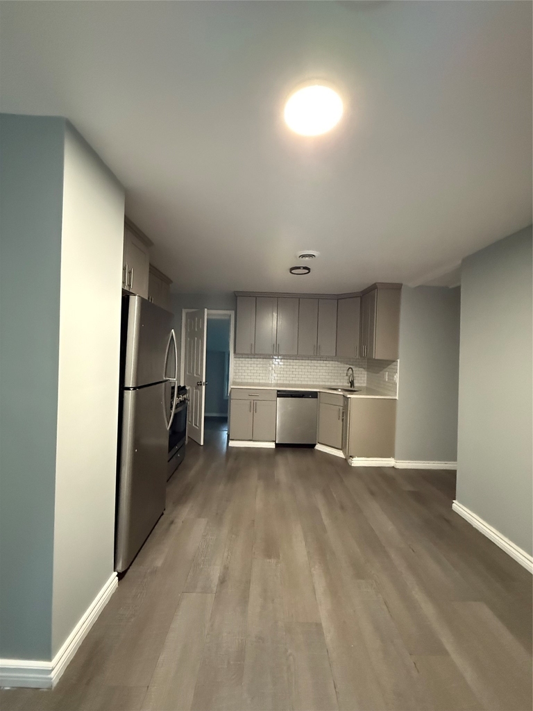 4 Thorp St - Photo 1