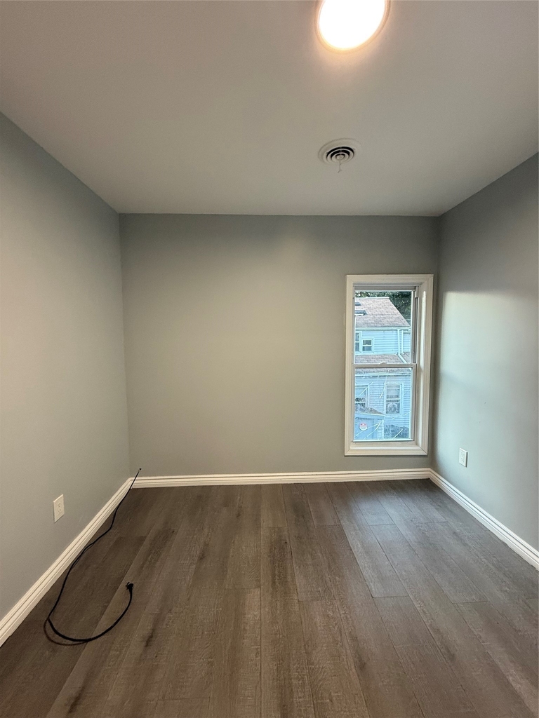 4 Thorp St - Photo 17