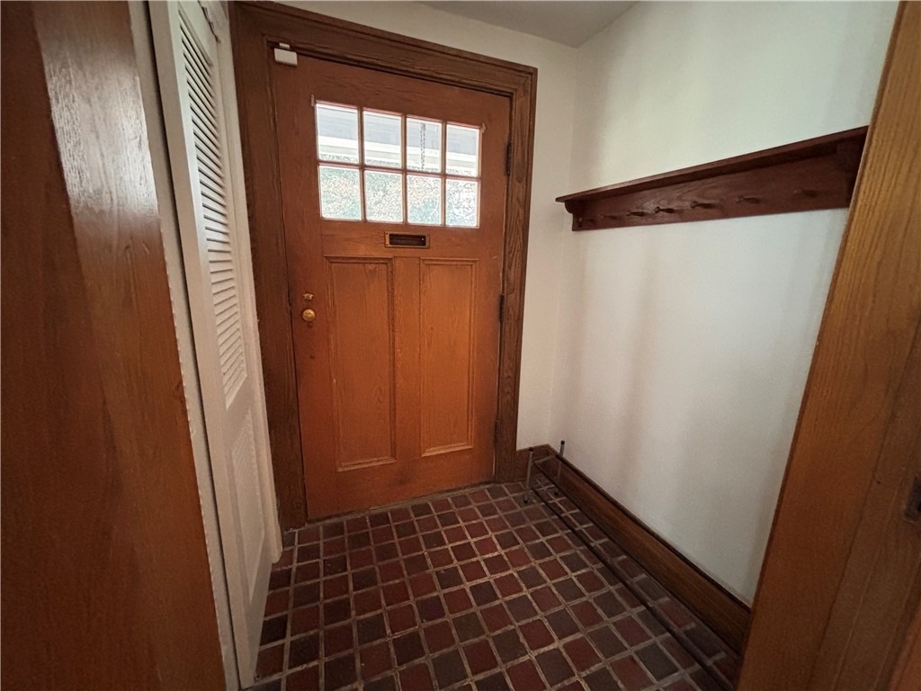 786 Genesee Park Boulevard - Photo 5