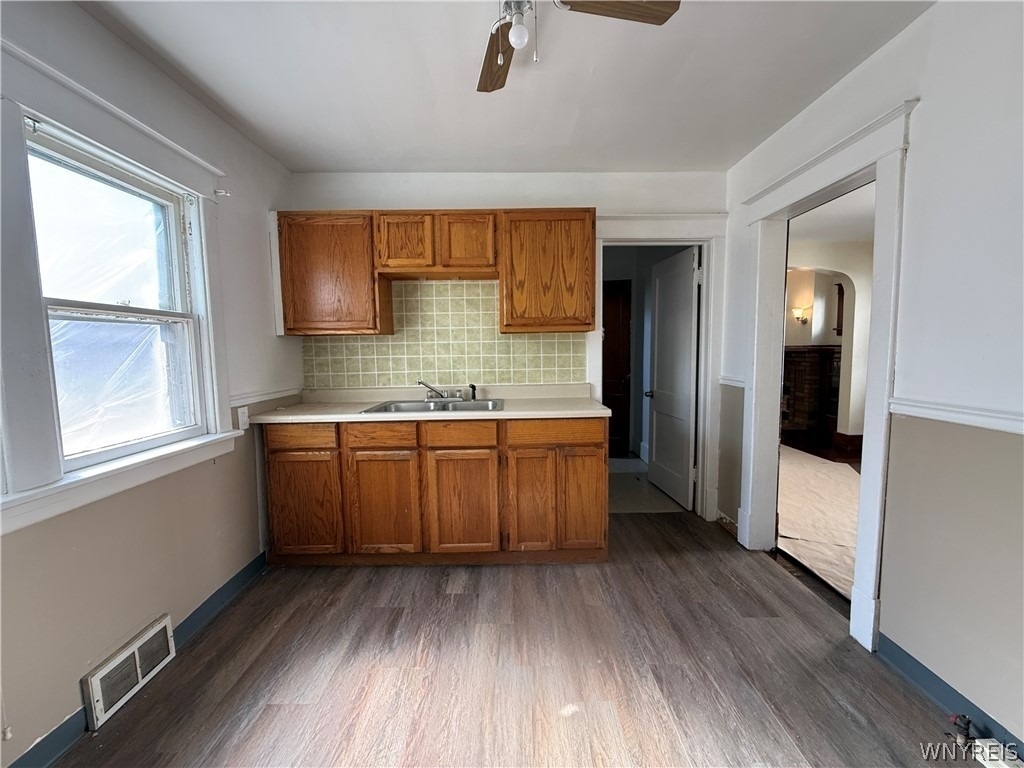 63 Wright Avenue - Photo 7