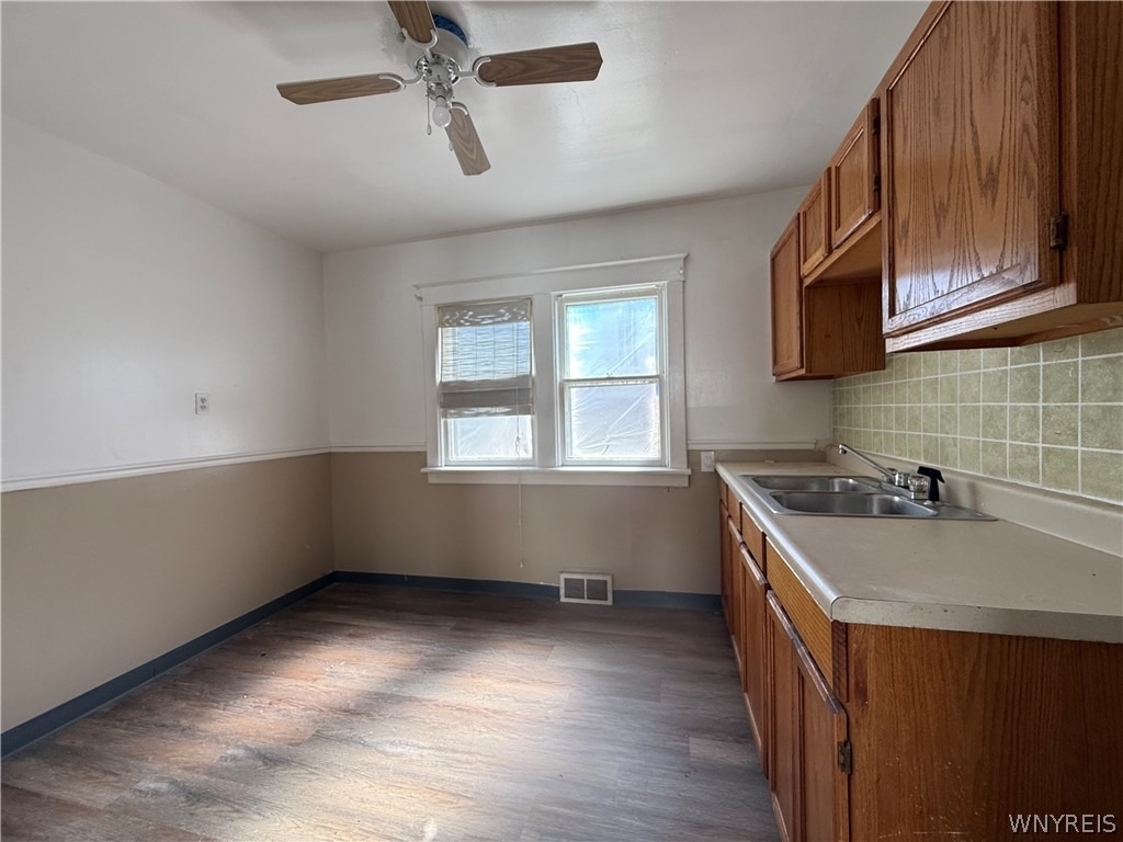63 Wright Avenue - Photo 6