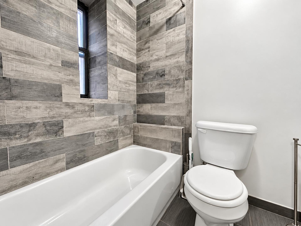 401 East 68th Street - Photo 9