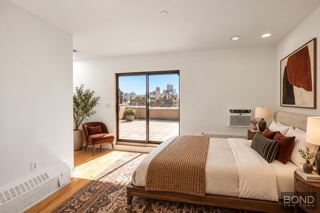 Sixth Avenue - Photo 2