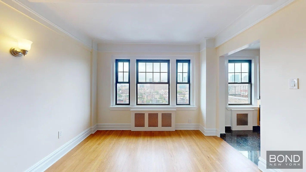 Christopher Street - Photo 3