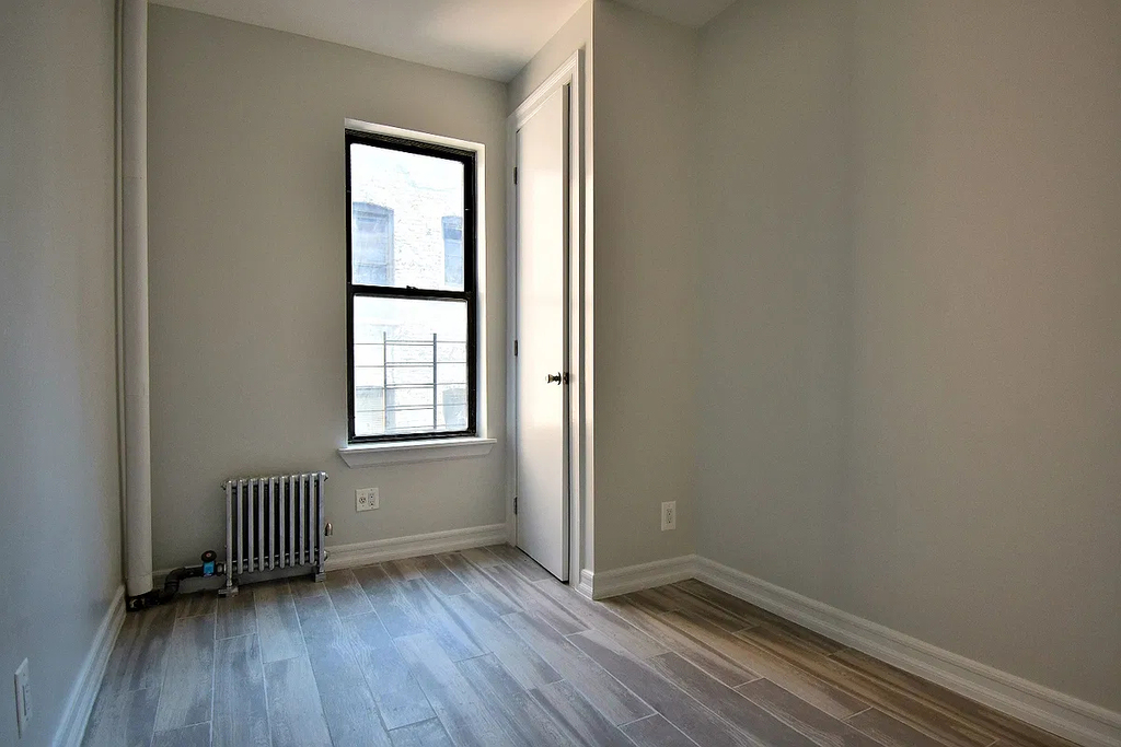 4298 Park Avenue - Photo 6