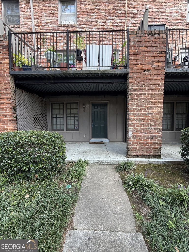 3113 Colonial Way - Photo 0