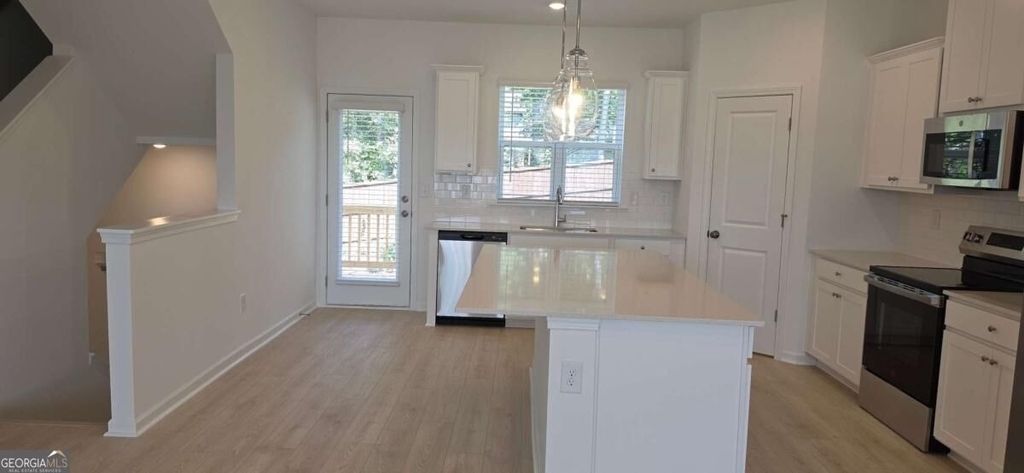 607 Rose Hill Lane - Photo 1