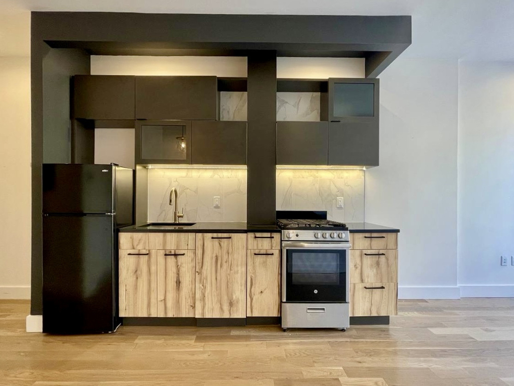 1052 Dean Street - Photo 1