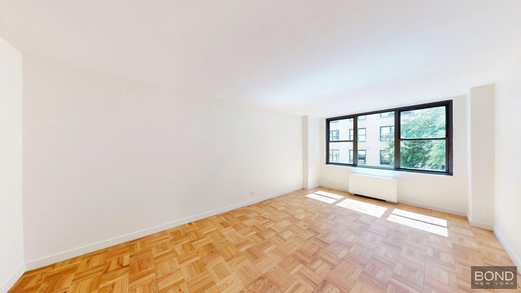 333 East 49th Street - Photo 1