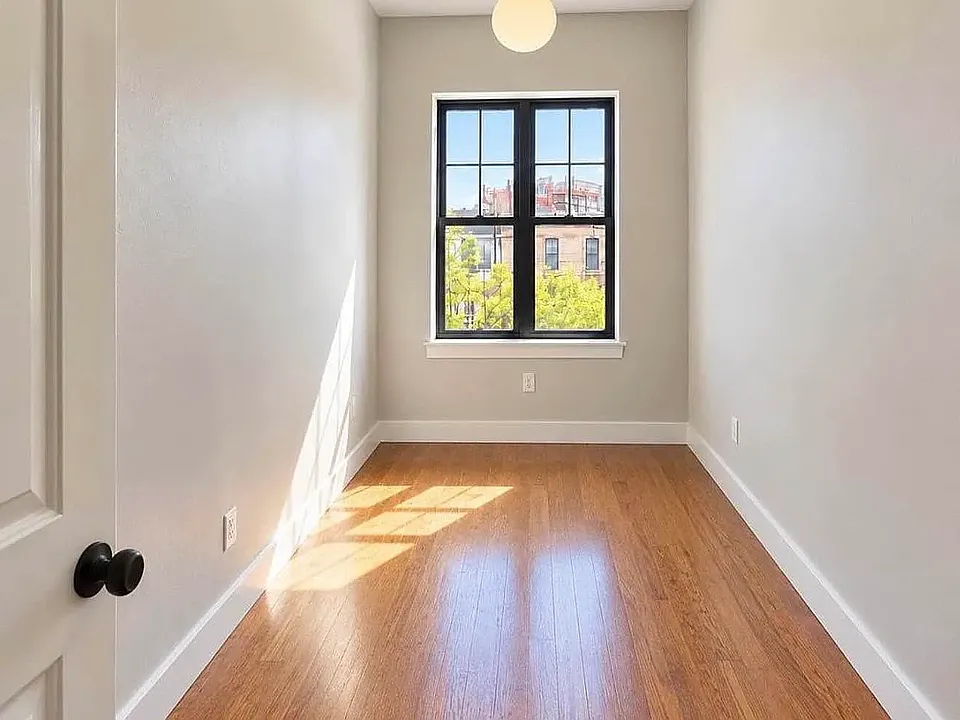 241 Jefferson Street - Photo 6
