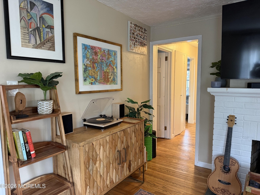 805 Dudley Lane - Photo 6