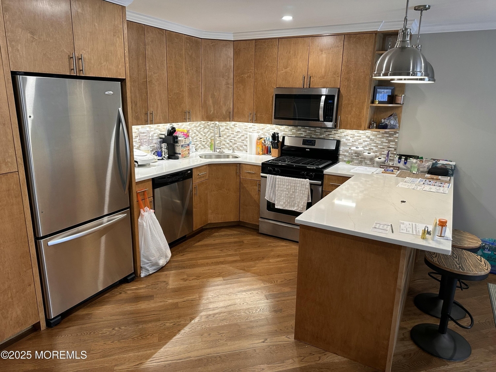 303 Sunset Avenue - Photo 3