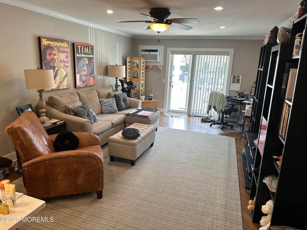 303 Sunset Avenue - Photo 0
