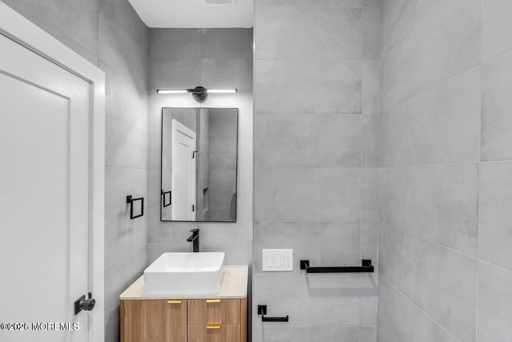 817 Central Avenue - Photo 14