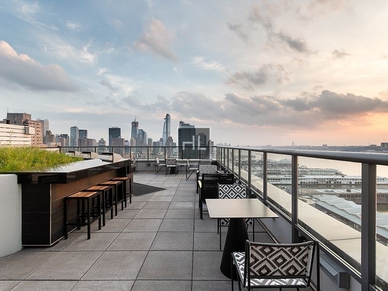 West 57th Street - Photo 6